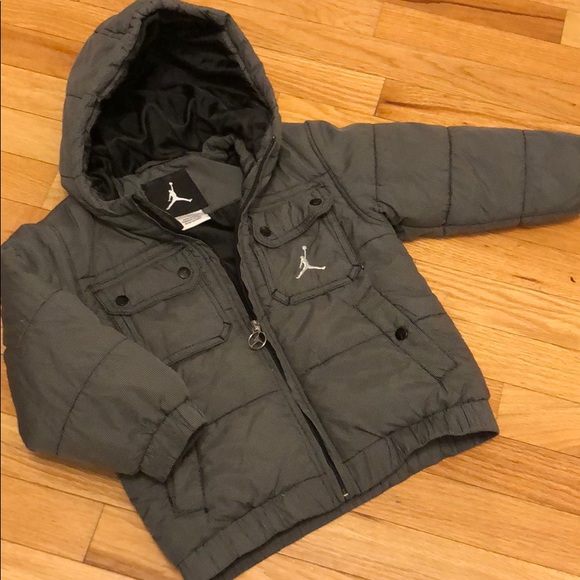 gray nike coat